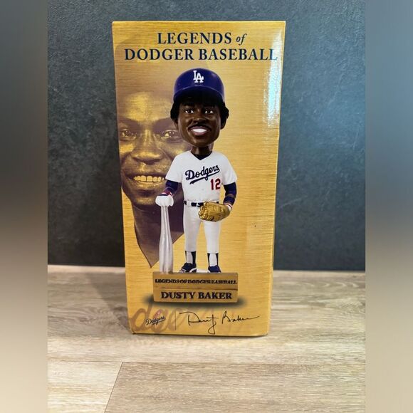 2024 SGA Los Angeles Dodgers Legend Dusty Baker Bobblehead MLB NEW - Picture 1 of 13